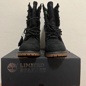 Timberland Limited Release 6” Superboot with Fur Blk